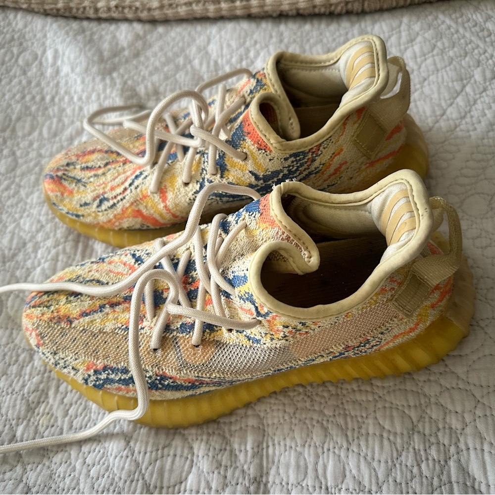 Colorful Knit Sneakers - Picture 2 of 3